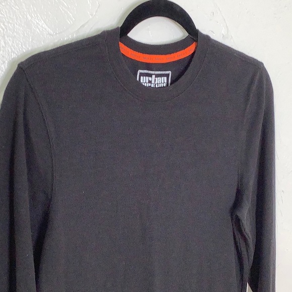 Urban Pipeline long sleeve t shirt black size small men EUC - Picture 3 of 9